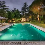 Villa Metelliano 10, Emma Cortona